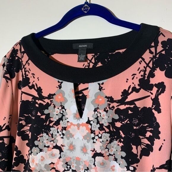 Alfani Blouse Abstract Floral Pattern 3/4 Sleeve - Picture 3 of 7